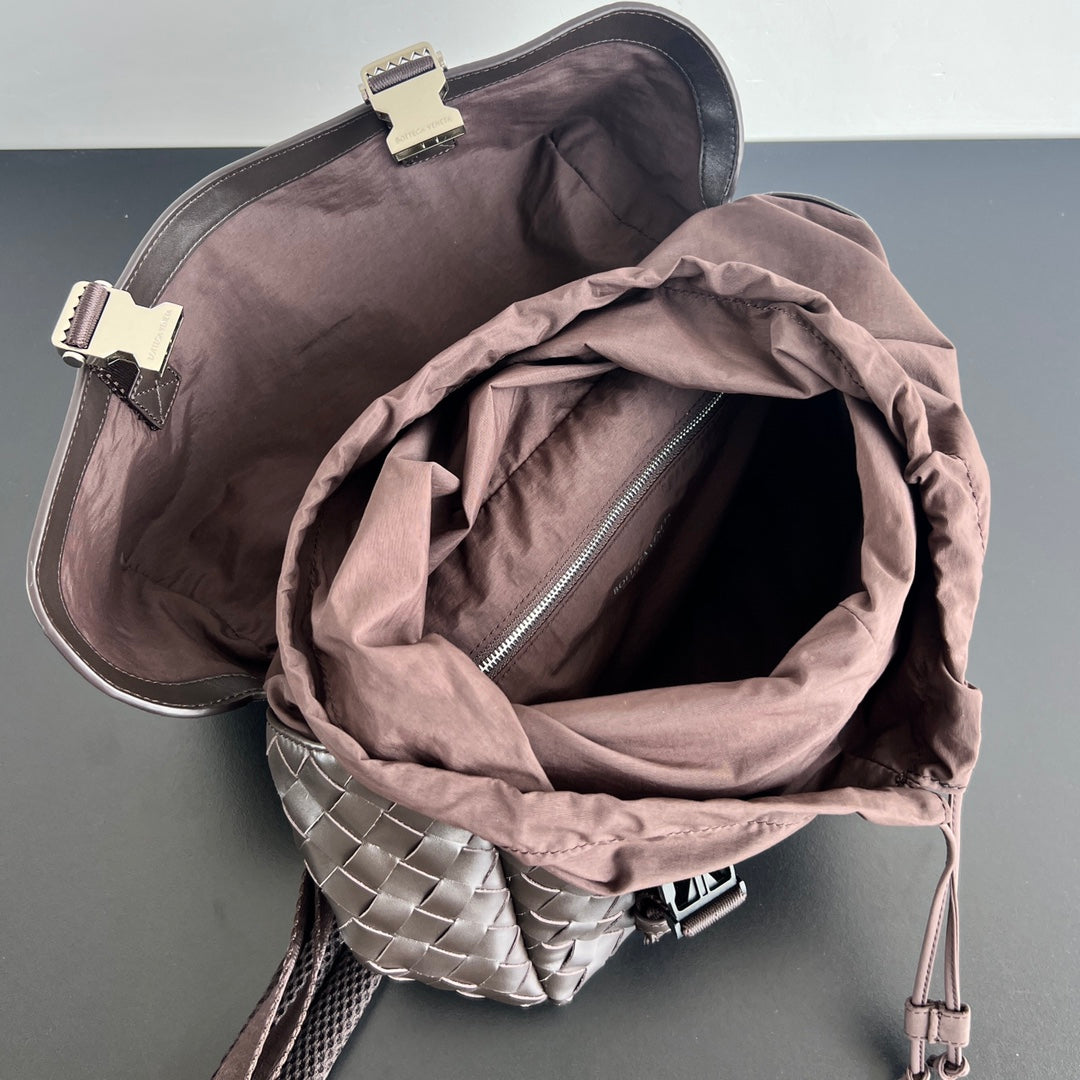 POSTINO BAG 30 IN HICKORY BROWN CALFSKIN
