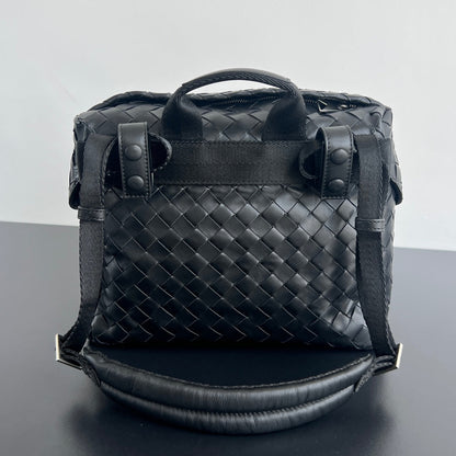 POSTINO BAG 30 IN BLACK CALFSKIN