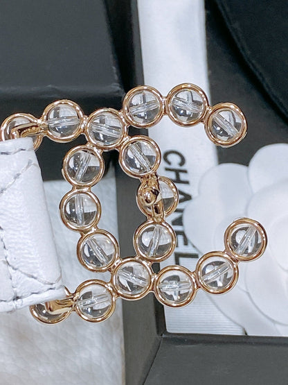 CC BELT 30 MM IN WHITE EMBROIDERED CALFSKIN PEARL LOGO WITH GOLD HARDWARE