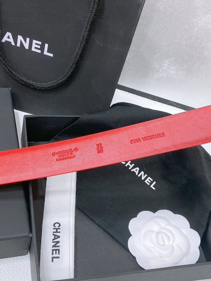 CC BELT 30 MM IN CHERRY RED CALFSKIN PEARL LOGO WITH GOLD HARDWARE