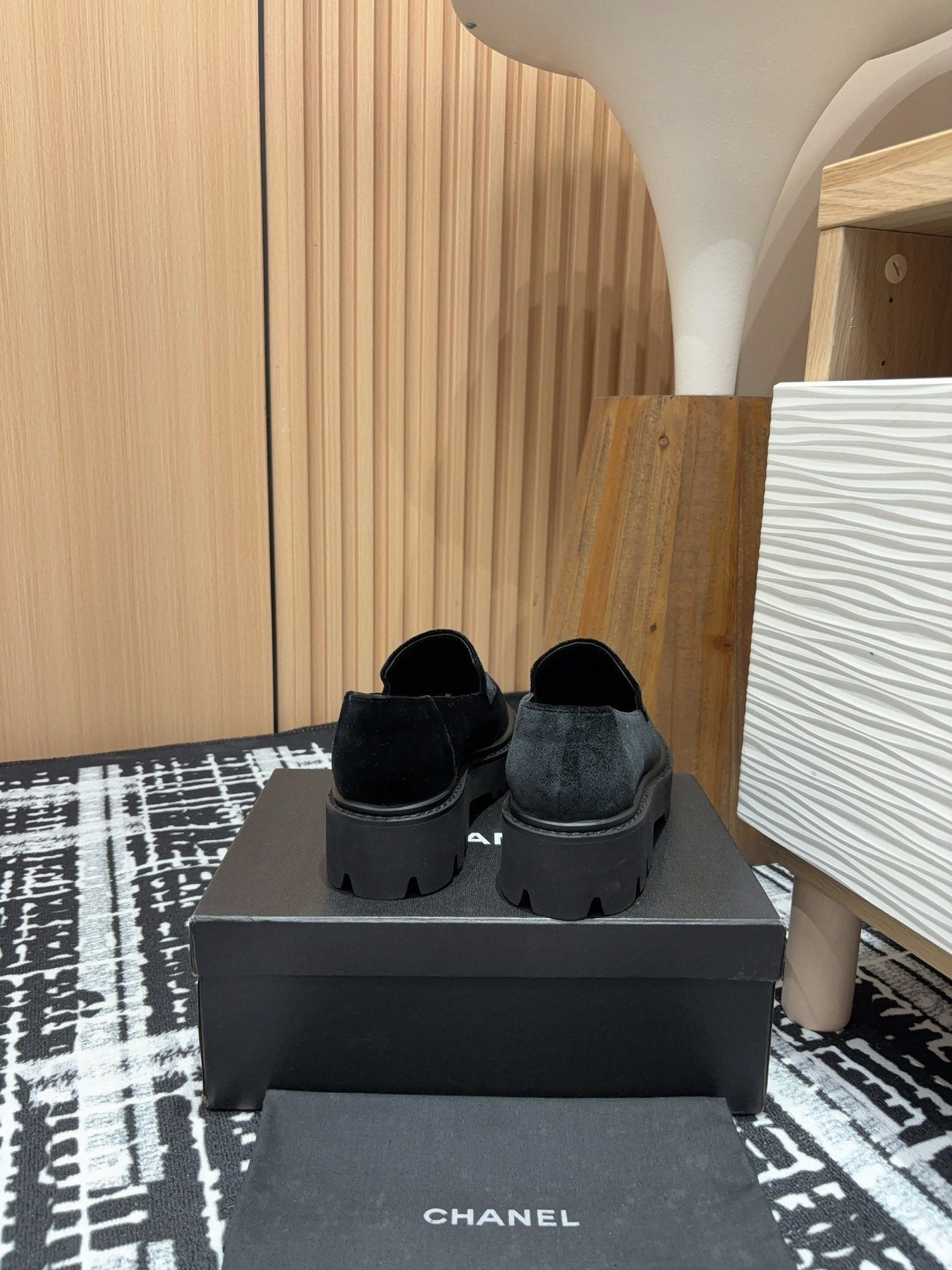 CC LOAFER THICK-SOLED IN BLACK VELVET