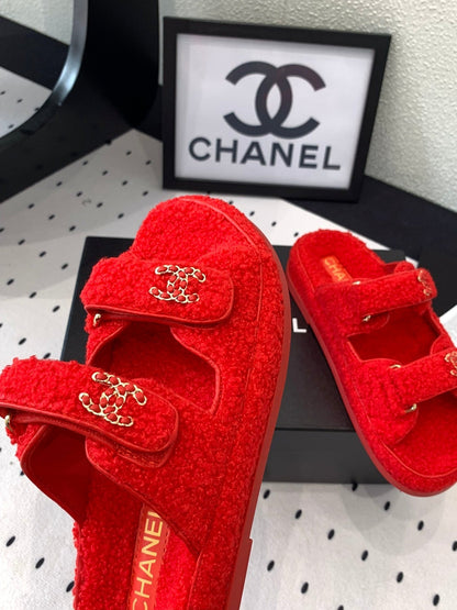 CC DAD SANDAL MULE IN CRIMSON RED LAMB FUR