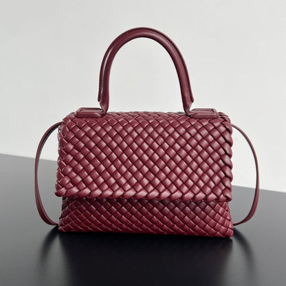 PATTI SHOULDER BAG 26 IN BURGUNDY RED LAMBSKIN