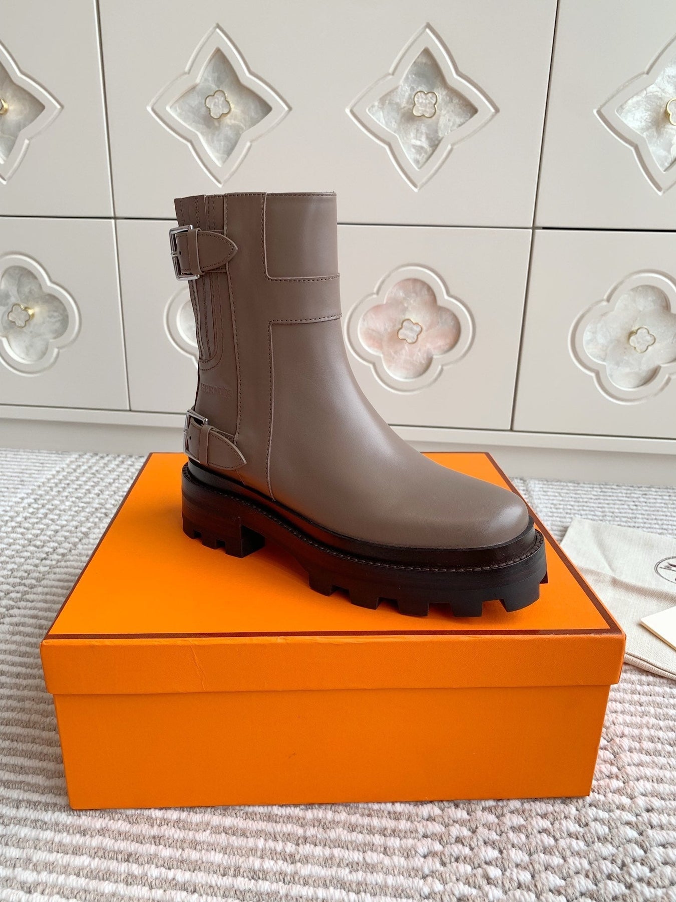 JAIME ANKLE BOOT IN CEDAR BROWN CALFSKIN