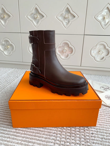 JAIME ANKLE BOOT IN CHOCOLATE BROWN CALFSKIN