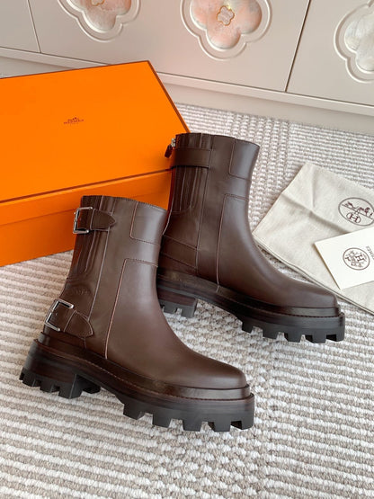 JAIME ANKLE BOOT IN CHOCOLATE BROWN CALFSKIN