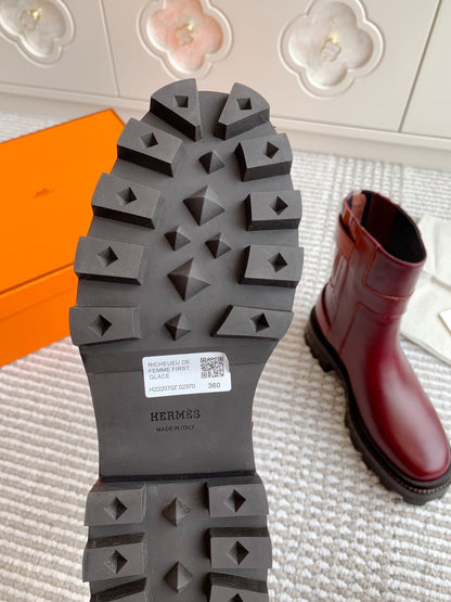 JAIME ANKLE BOOT IN BURGUNDY RED CALFSKIN