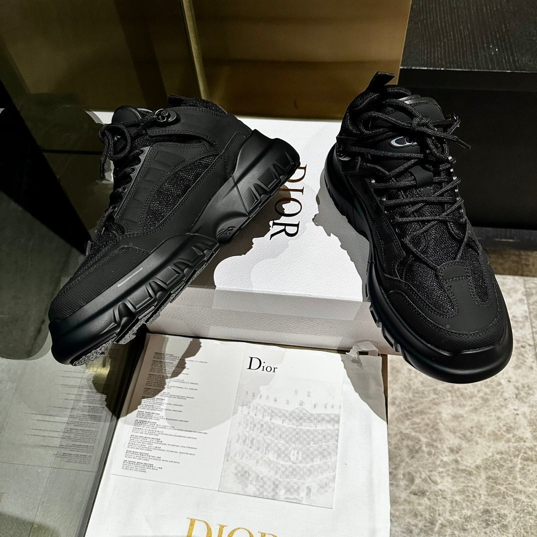 C'EST SNEAKER IN BLACK CALFSKIN AND BREATHABLE MESH