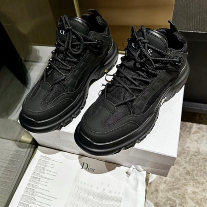 C'EST SNEAKER IN BLACK CALFSKIN AND BREATHABLE MESH