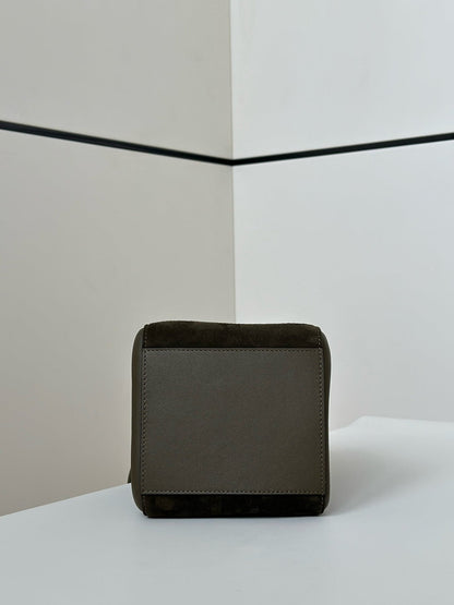 ORIGAMI MINI 19 IN ARMY GREEN LAMBSKIN AND SUEDE