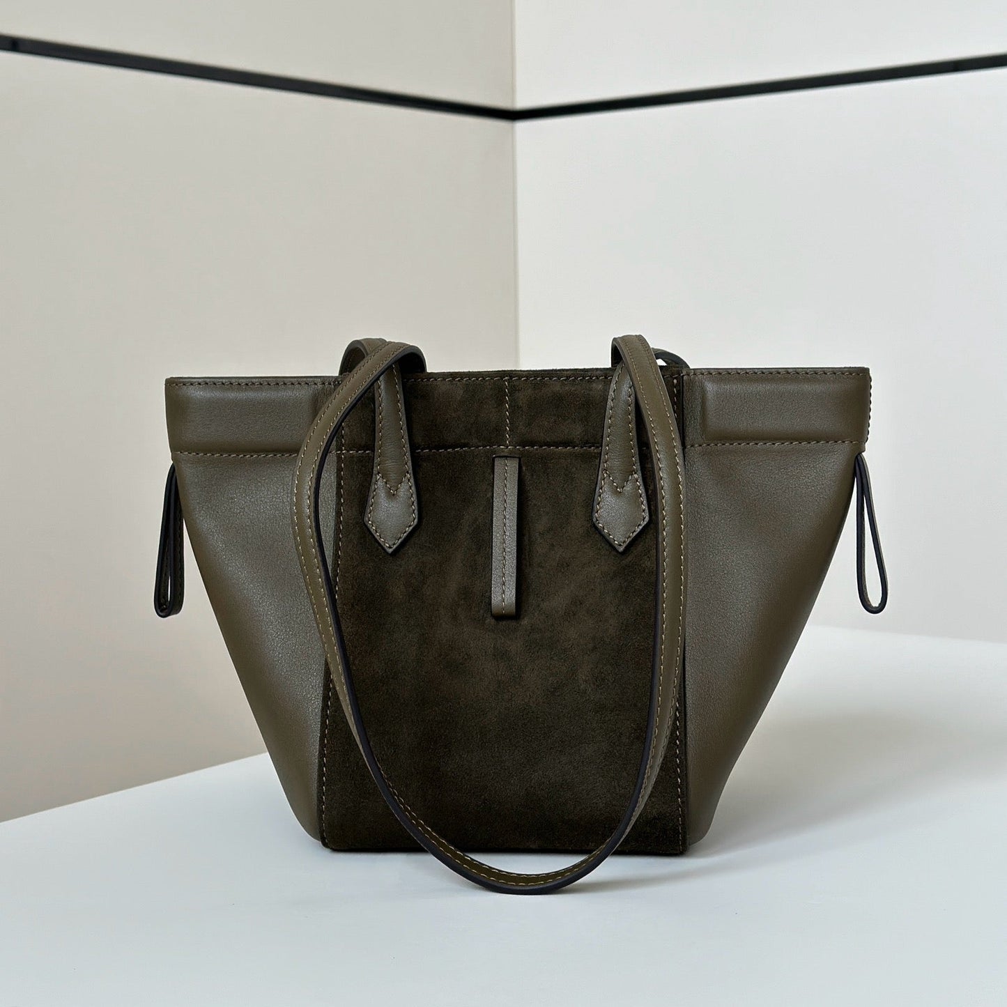 ORIGAMI MINI 19 IN ARMY GREEN LAMBSKIN AND SUEDE