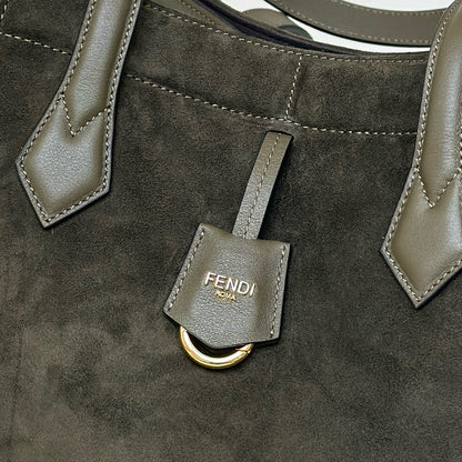 ORIGAMI MEDIUM 27 IN ARMY GREEN LAMBSKIN AND SUEDE