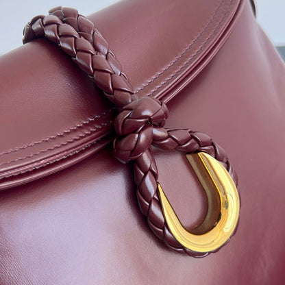 MEDIUM LIBERTA 30 IN WINE RED SMOOTH CALFSKIN GOLD HARDWARE