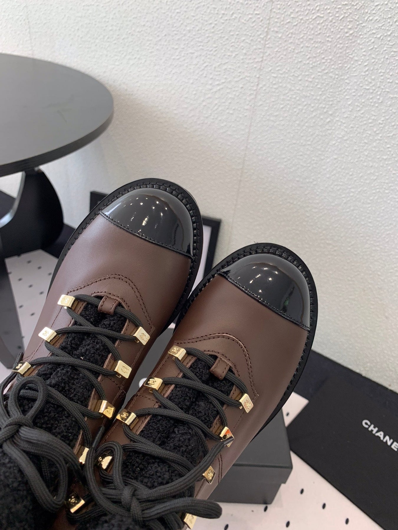 ANKLE BOOTS IN HICKORY BROWN CALFSKIN