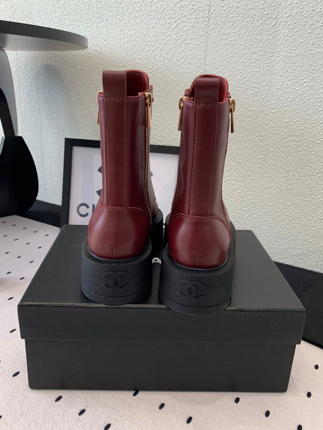 ANKLE BOOTS IN MAHOGANY RED MIX BLACK CALFSKIN