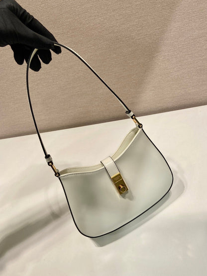CLEO SHOULDER BAG 22 IN WHITE BRUSHED LAMBSKIN WITH CLASP CLOSURE