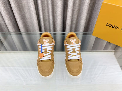 LV MAXI TRAINER IN CIDER BROWN SUEDE