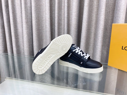 LV MAXI TRAINER IN BLACK CALFSKIN