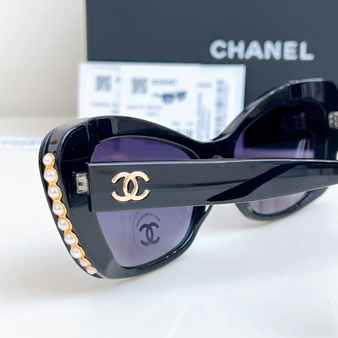 BUTTERFLY SUNGLASSES CH5481H IN ACETATE EMBOSSED PEARL