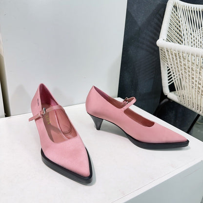 POINTED TOE MEDIUM HEEL PUMPS IN PINK SILK