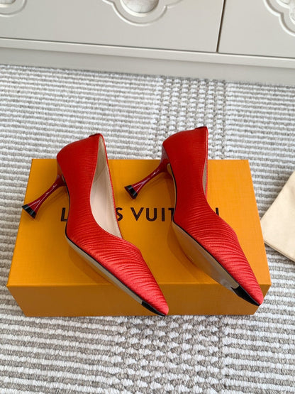 BLOSSOM PUMP 75 MM IN CHERRY RED IMPORTED STRIPED SILK SATIN