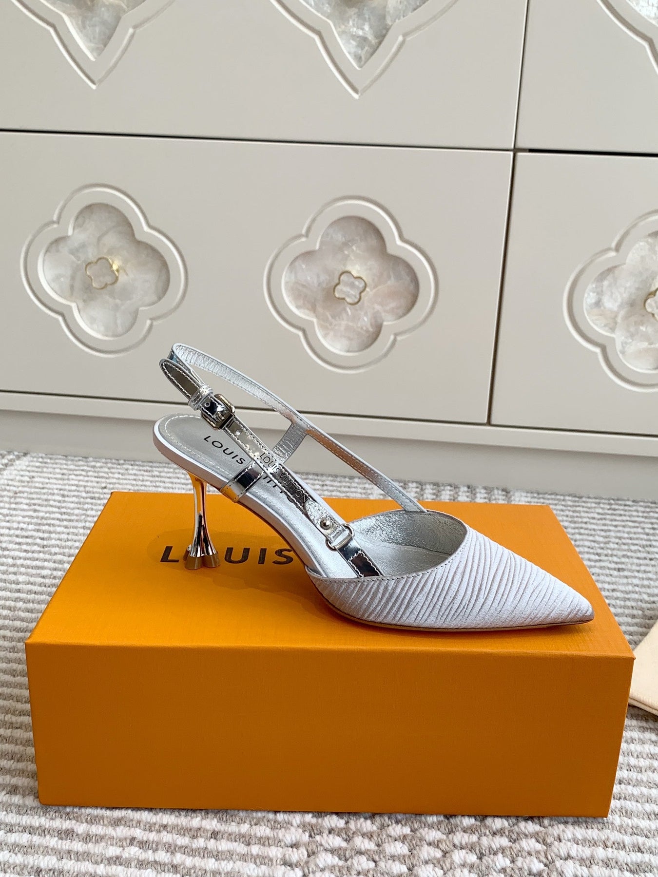 BLOSSOM SLINGBACKS 75 MM IN SILVER IMPORTED STRIPED SILK SATIN
