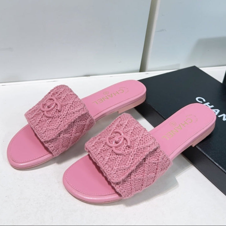 KNIT TAFFY PINK FABRIC FLAT SLIDE