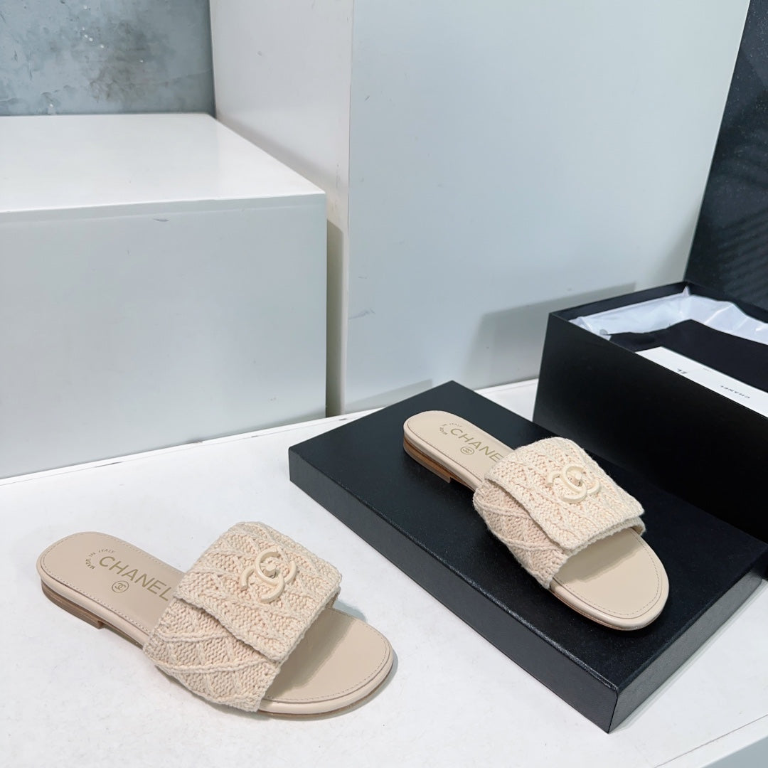 KNIT CAMEL BEIGE FABRIC FLAT SLIDE