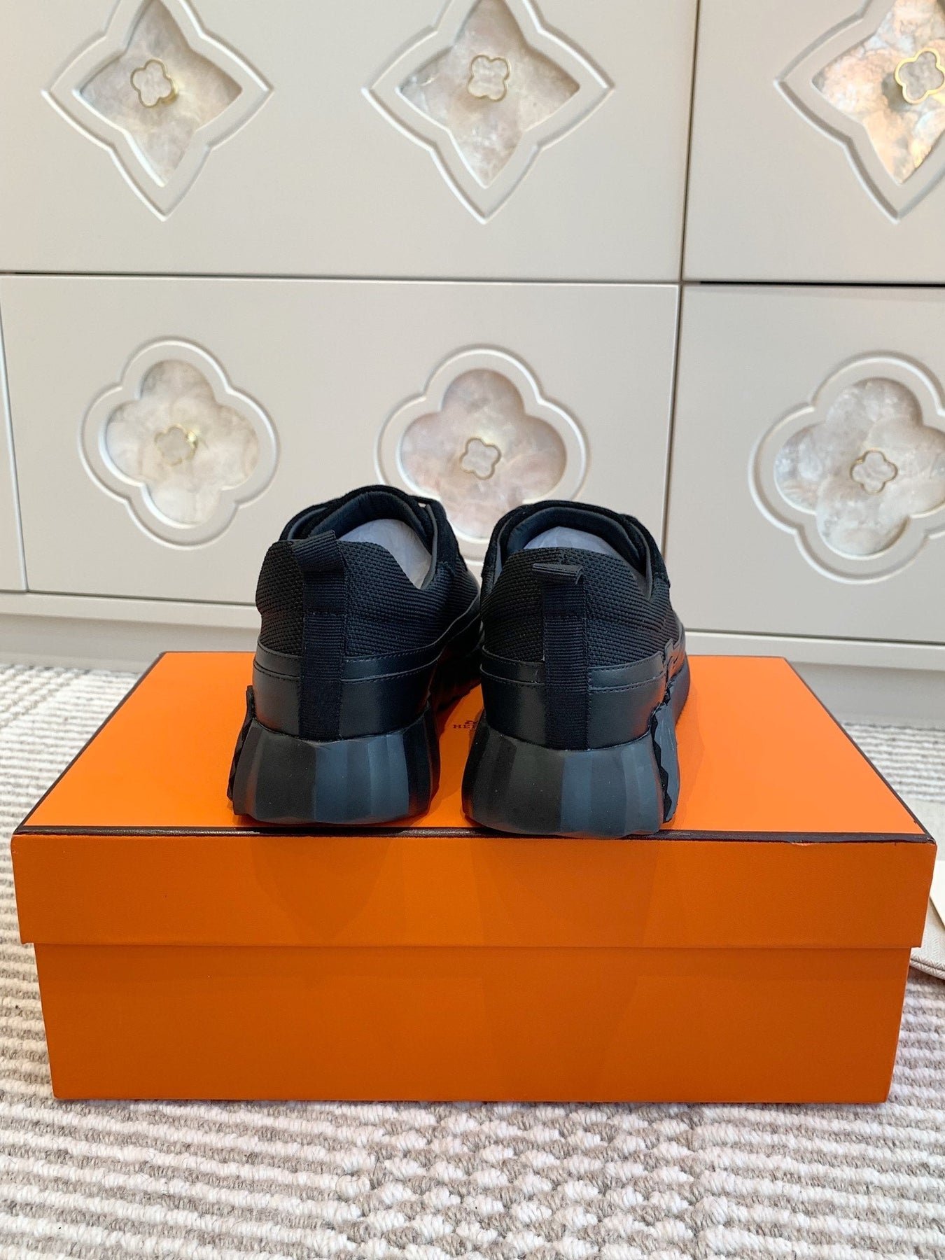 BOUNCING SNEAKER IN BLACK GRAPHIC MESH AND CALFSKIN