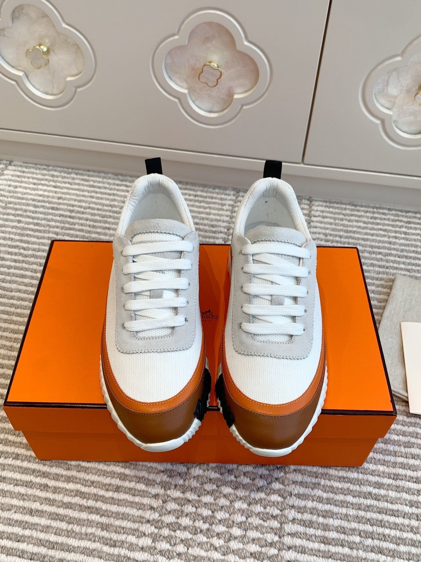 BOUNCING SNEAKER IN WHITE GRAPHIC MESH AND BRONZE BROWN CALFSKIN