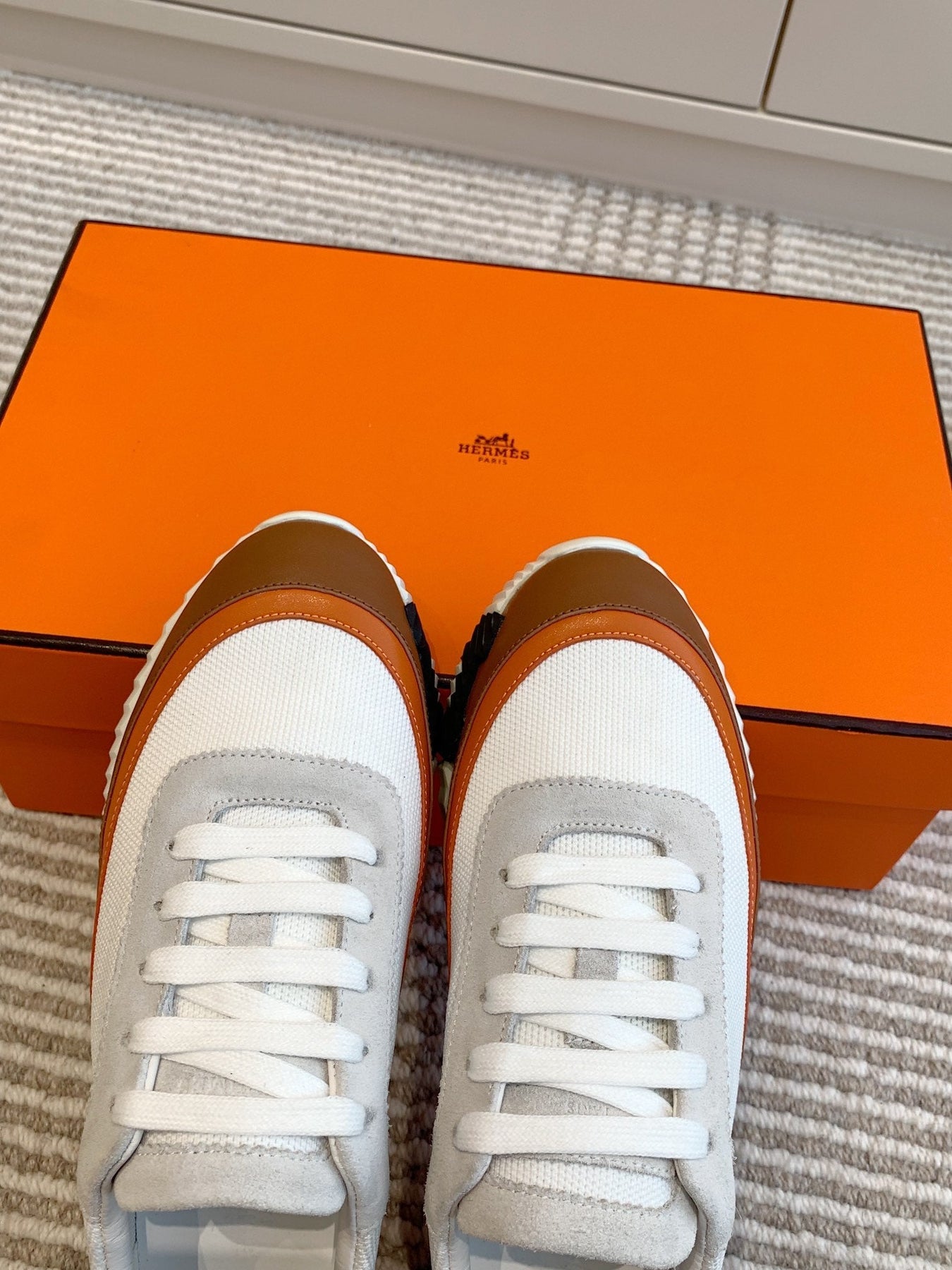 BOUNCING SNEAKER IN WHITE GRAPHIC MESH AND BRONZE BROWN CALFSKIN