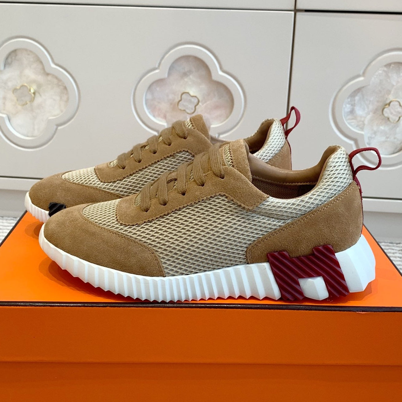BOUNCING SNEAKER IN CIDER BROWN GRAPHIC MESH AND SUEDE