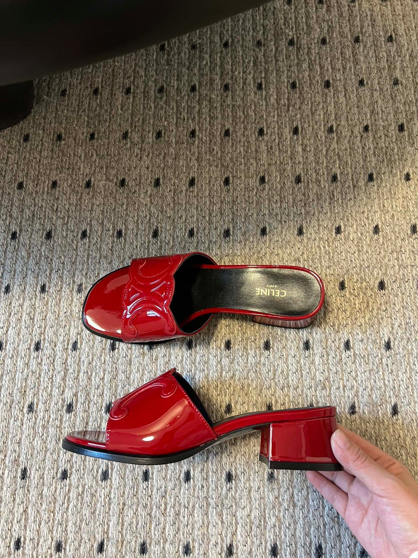 CLEMENCE MULE IN RUBY RED LAMBSKIN AND PATENT CALFSKIN