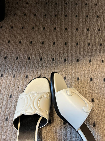 CLEMENCE MULE IN WHITE LAMBSKIN AND PATENT CALFSKIN