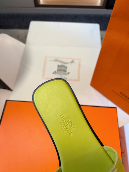 GIULIA FLAT SANDAL IN NEON YELLOW SUEDE