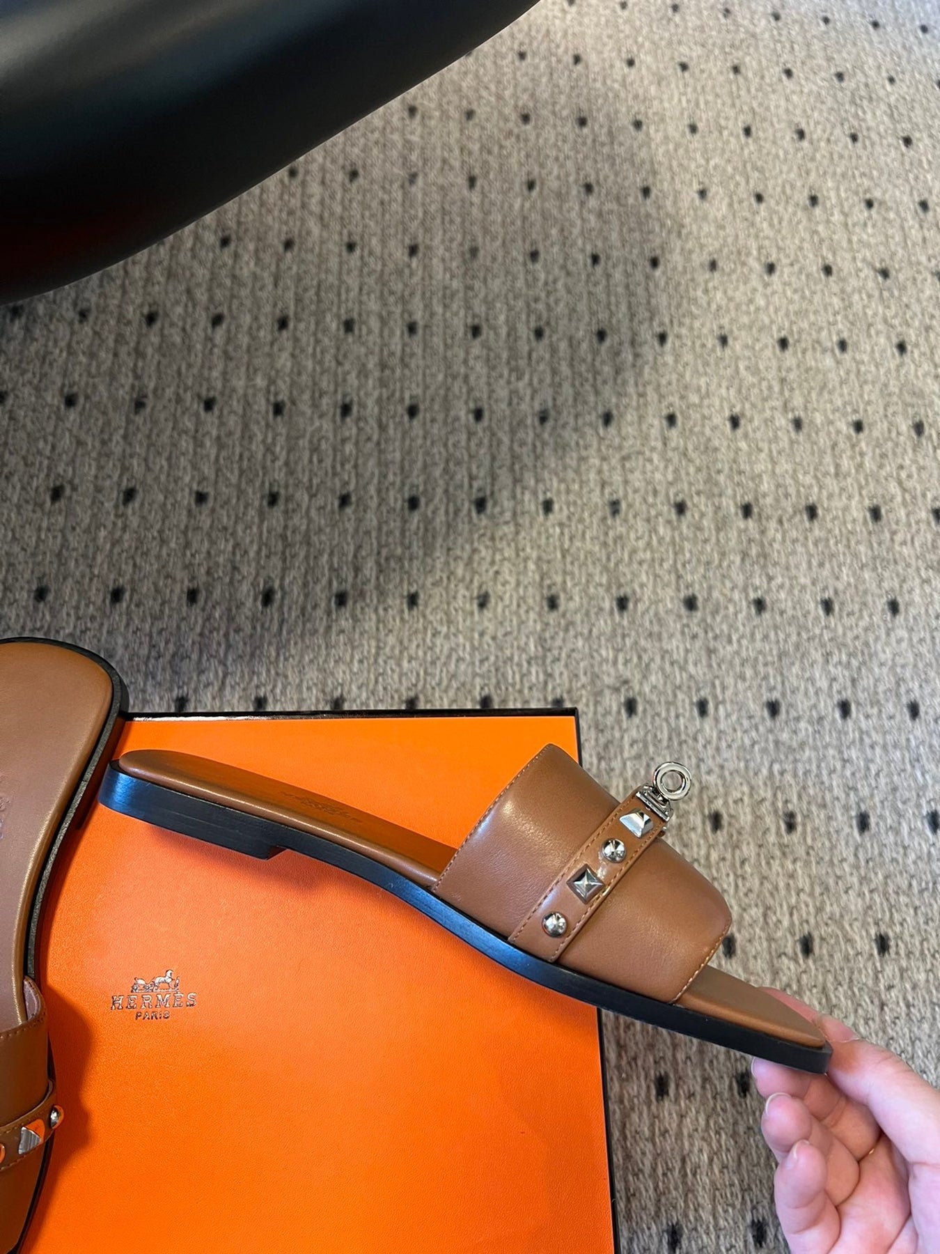 GIULIA FLAT SANDAL IN BRONZE BROWN CALFSKIN