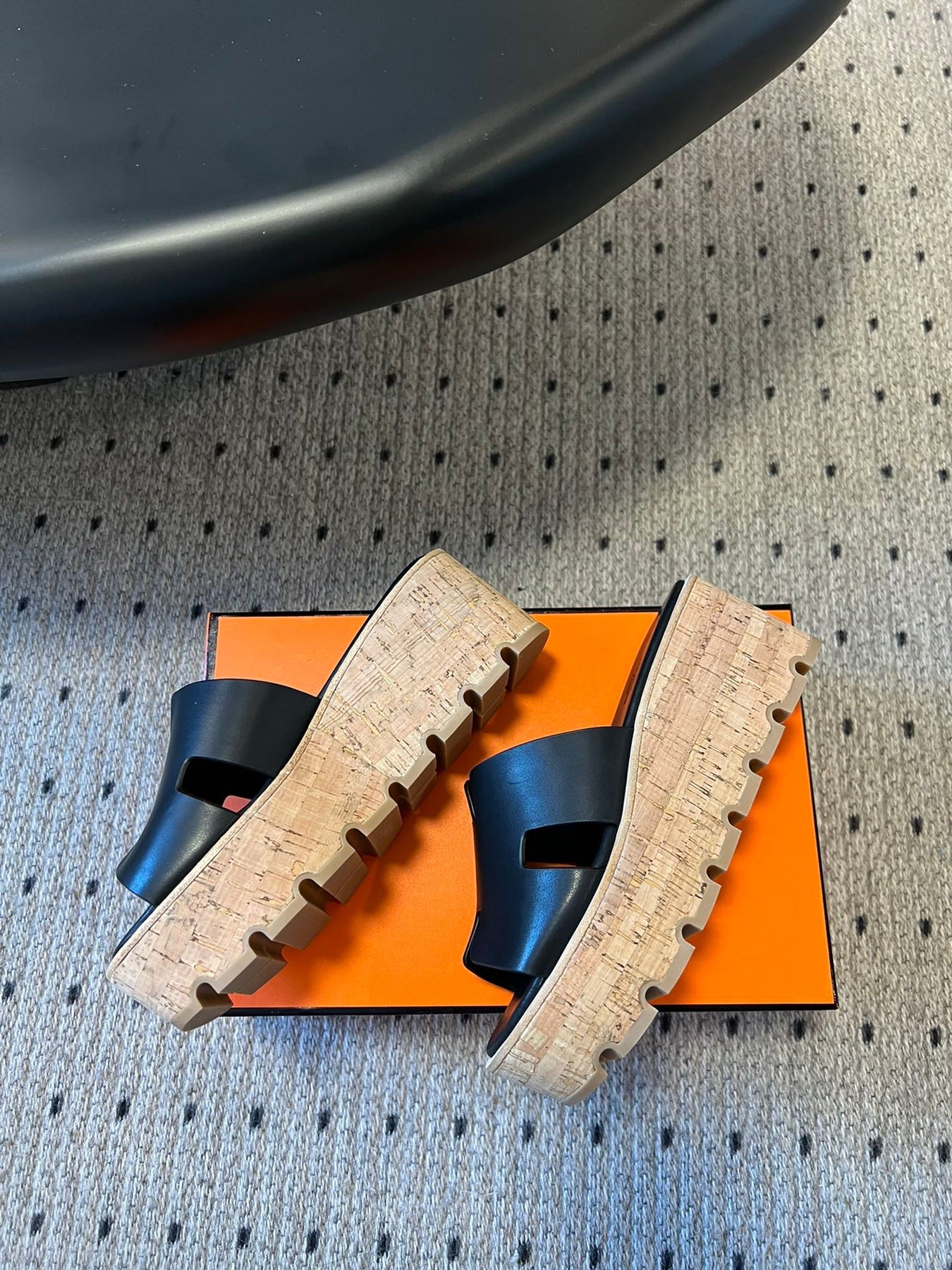 EZE SANDAL PLATFORM 85 MM IN BLACK CALFSKIN