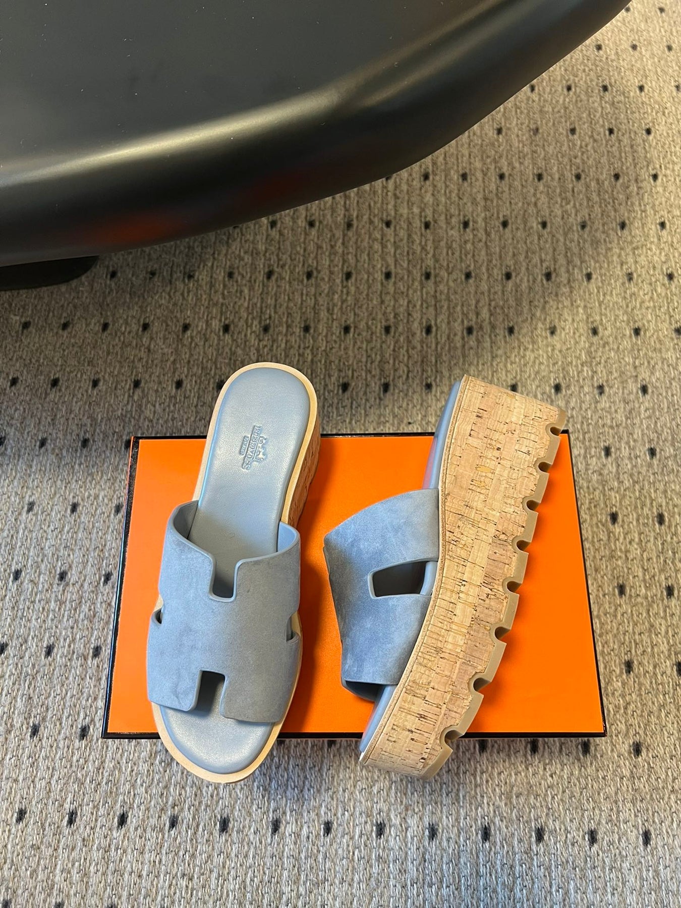 EZE SANDAL PLATFORM 85 MM IN TEAL BLUE SUEDE