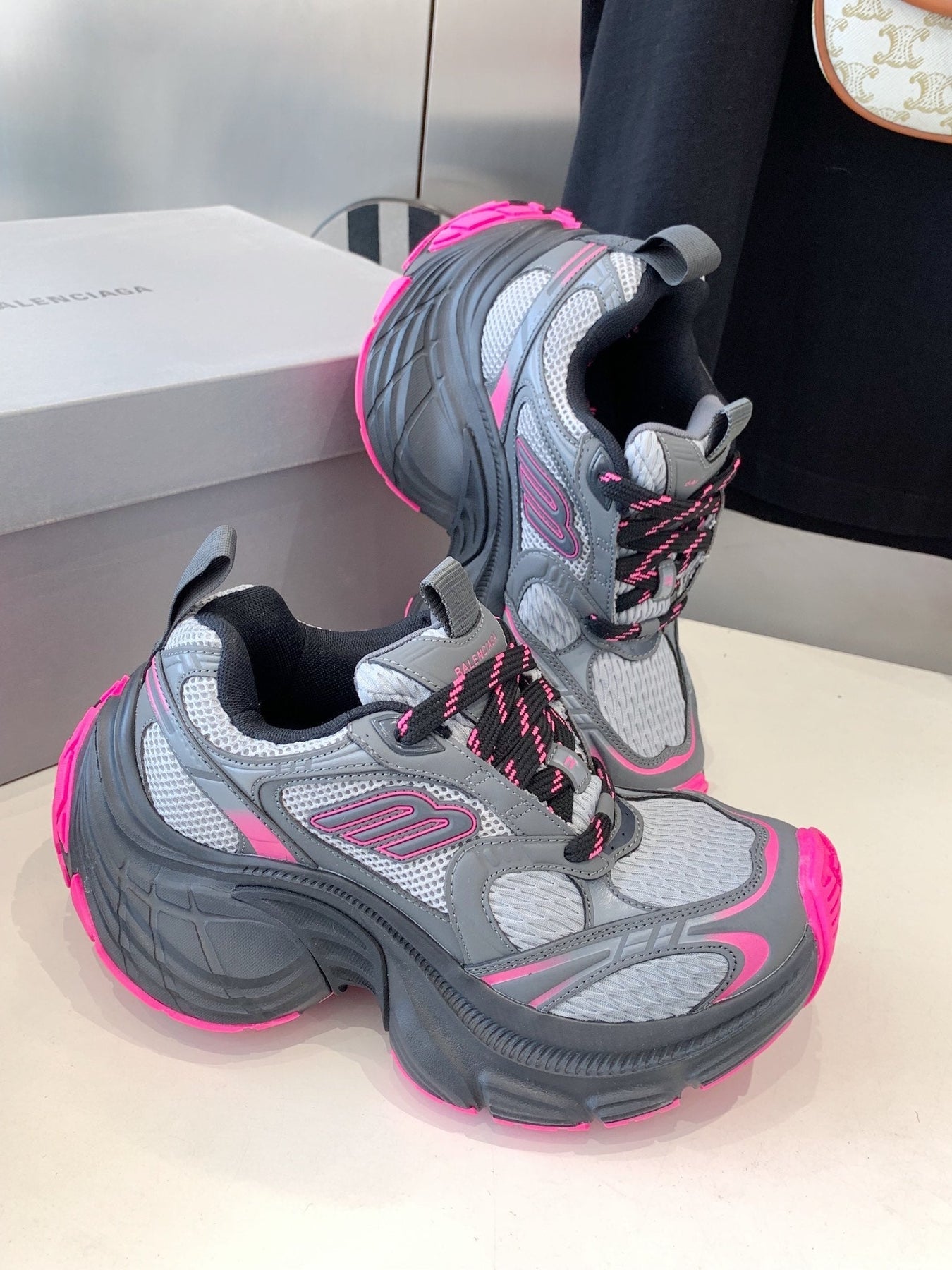 DAD SHOES IN GRAY MIX PINK MESH AND CALFSKIN