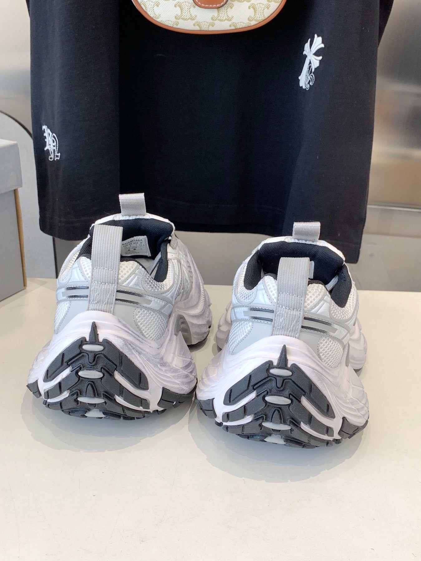 DAD SHOES IN SILVER WHITE MESH AND CALFSKIN