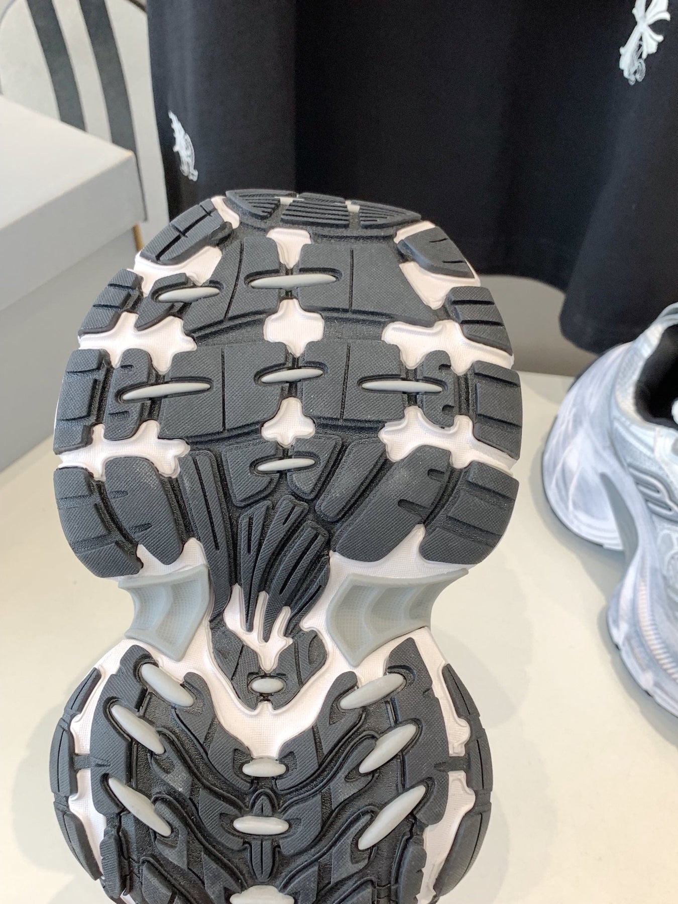 DAD SHOES IN SILVER WHITE MESH AND CALFSKIN