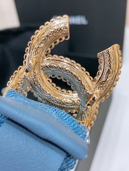 DOUBLE C ELASTIC BELT 30MM IN BLUE DENIM WITH GOLD BUCKLE AND SIDE RHINESTONE DETAILING