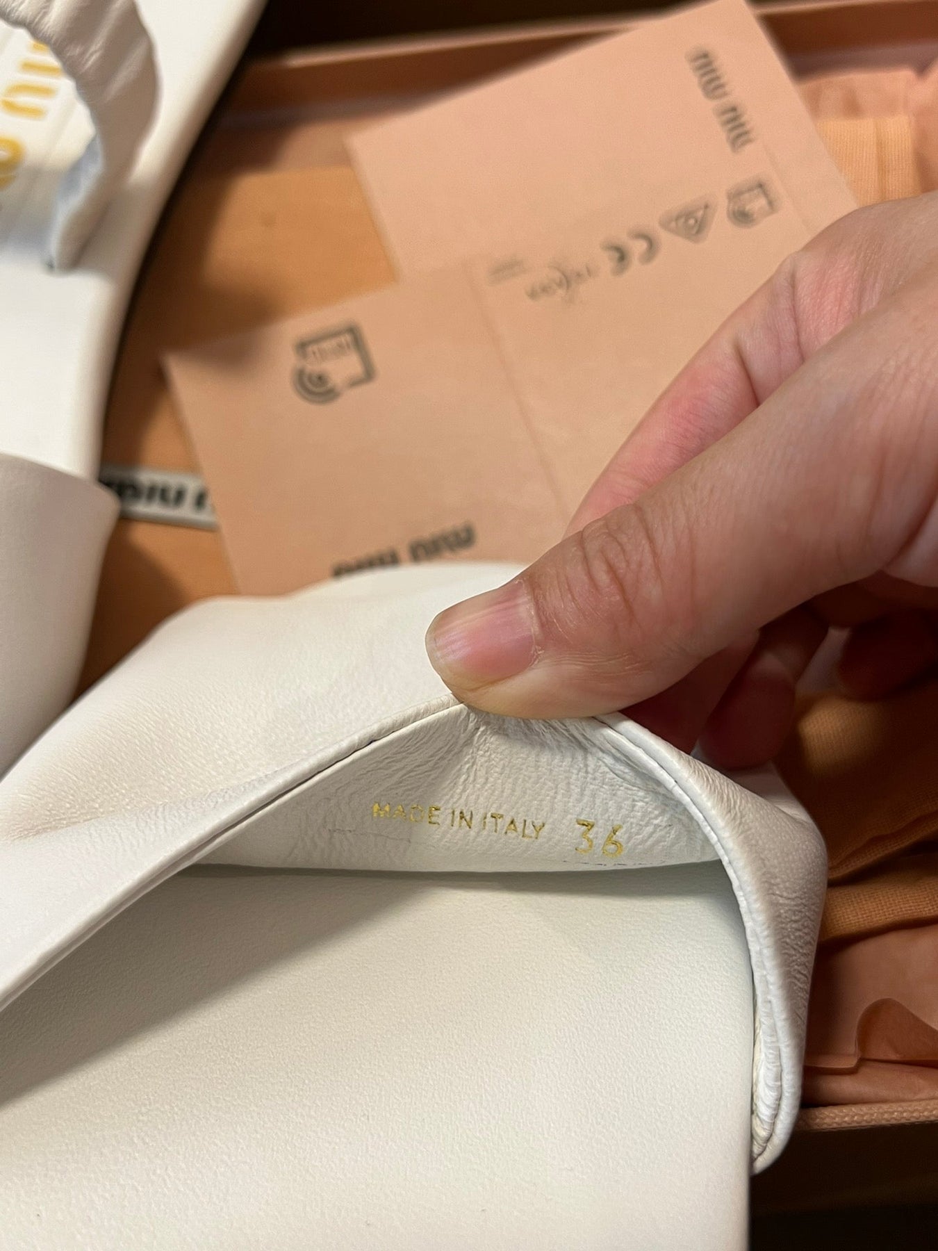 RUCHES SANDALS IN WHITE LAMBSKIN