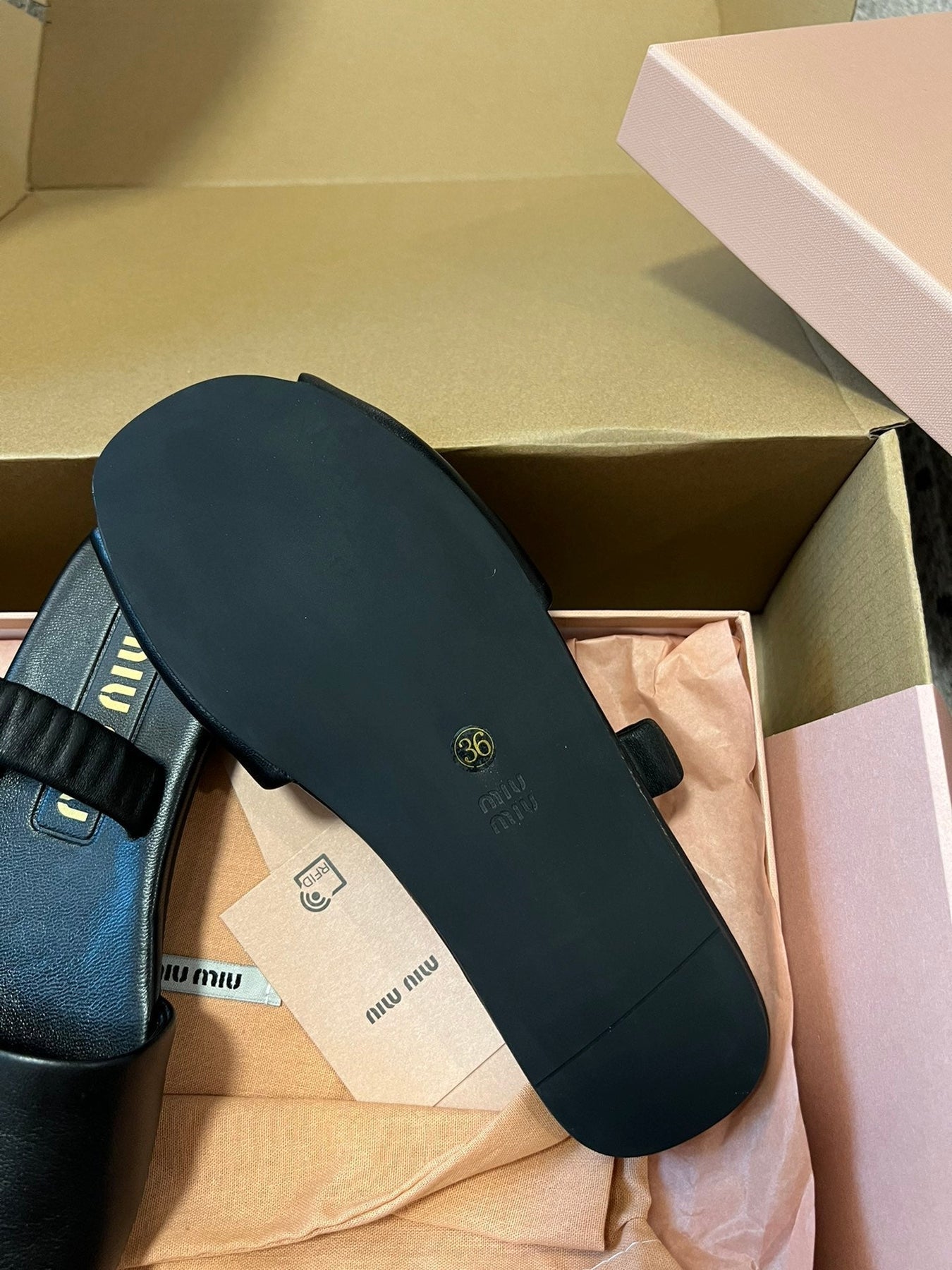 RUCHES SANDALS IN BLACK LAMBSKIN