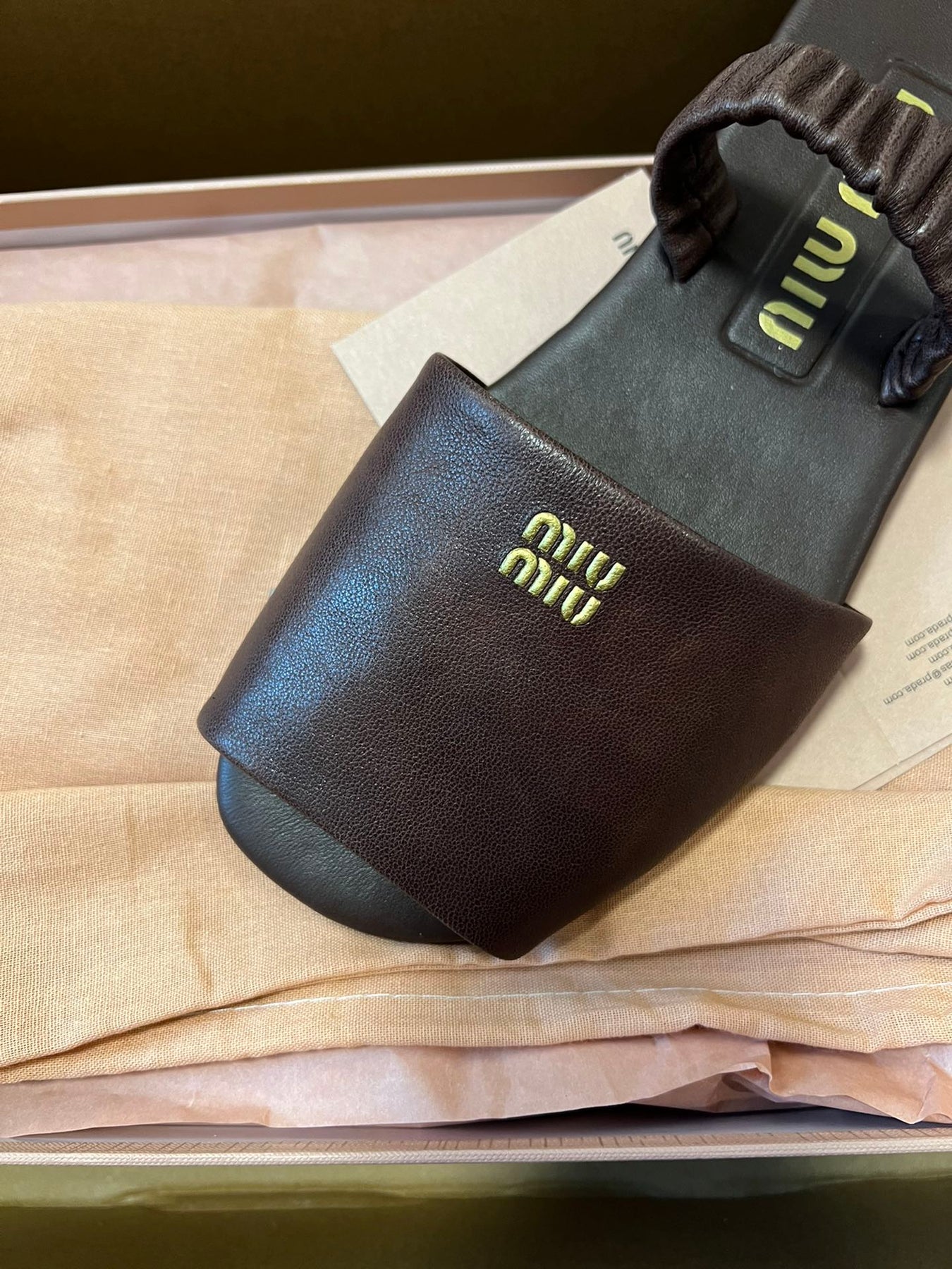 RUCHES SANDALS IN DARK BROWN LAMBSKIN