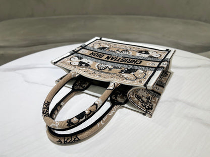 DIO Book Tote (26.5cm)