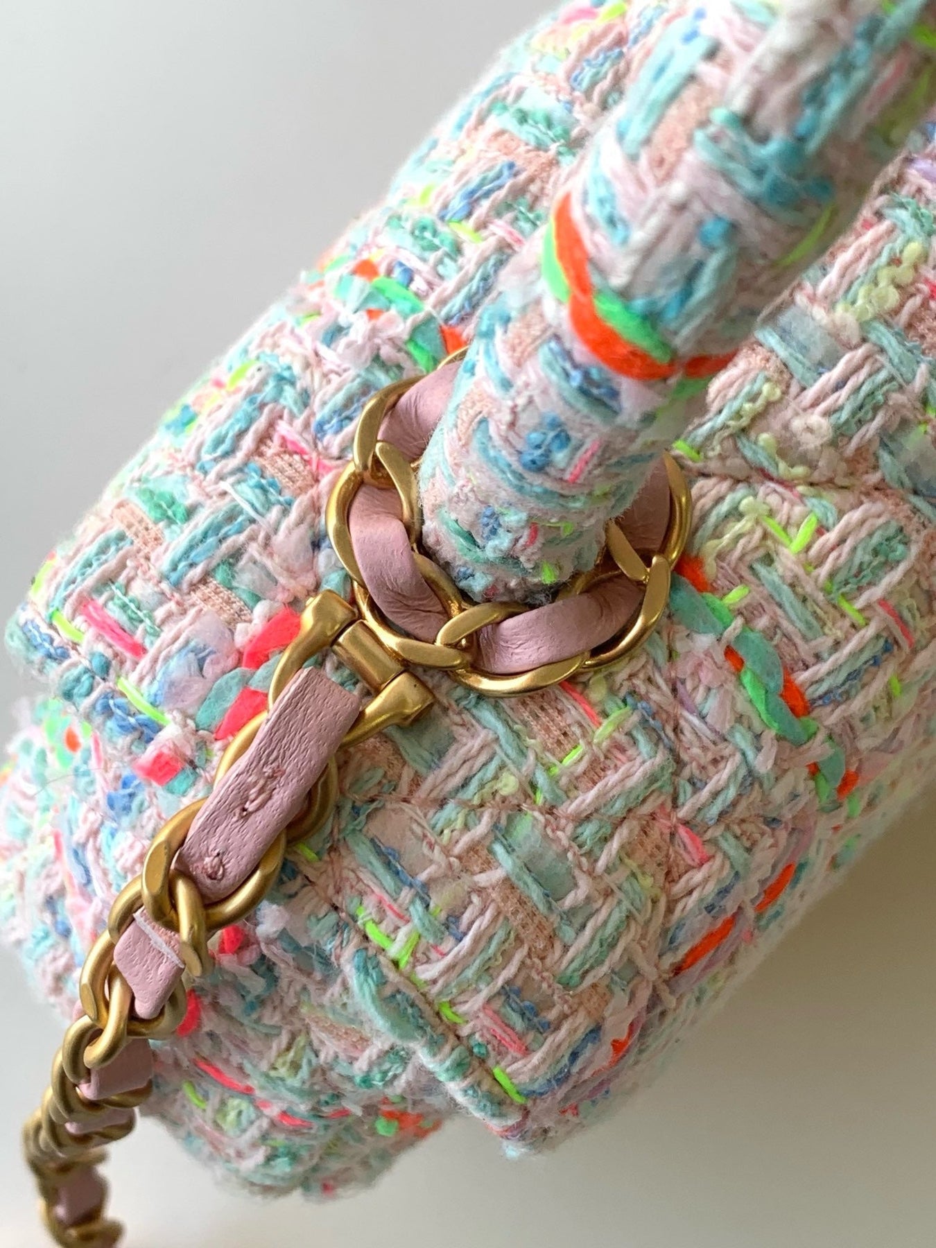 CHA 24C Coco Carry Me Handbag