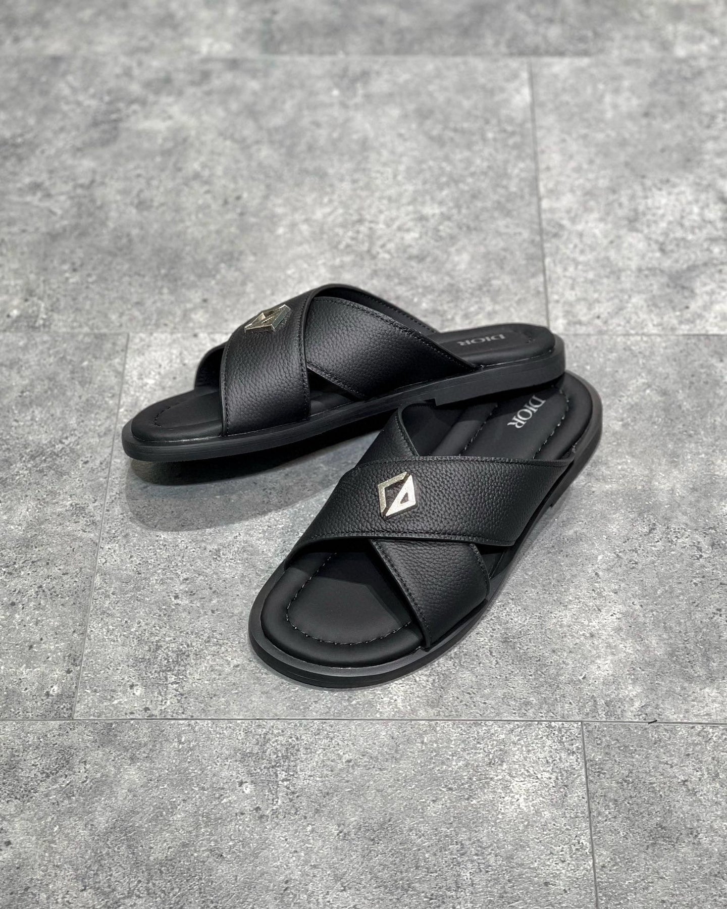 CD SANDALS