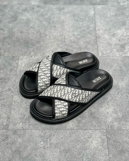 CD SANDALS