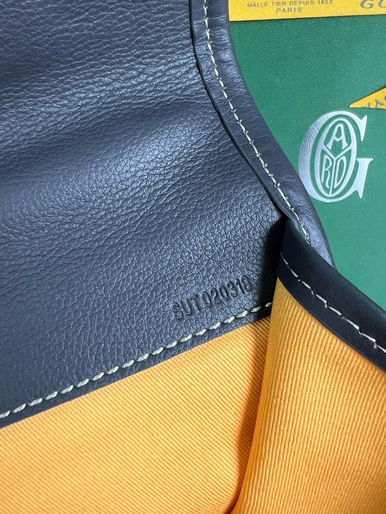 GOY Backpack 33x35x16cm